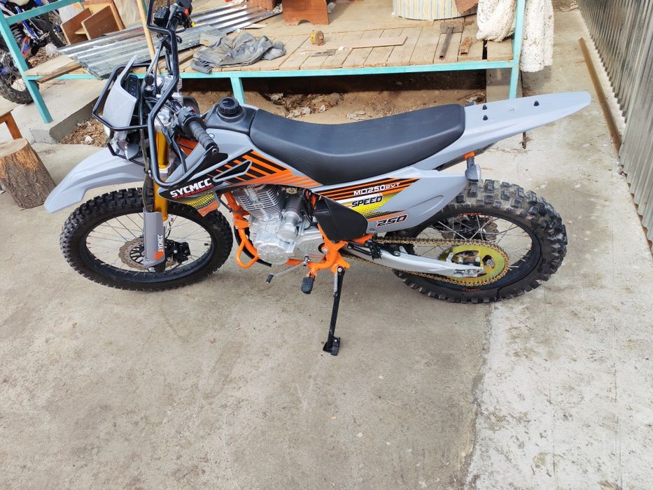 Продам Sycmcc 250
