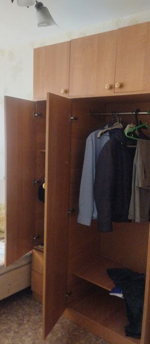 Кровать и шкаф вместе и отдельно продается