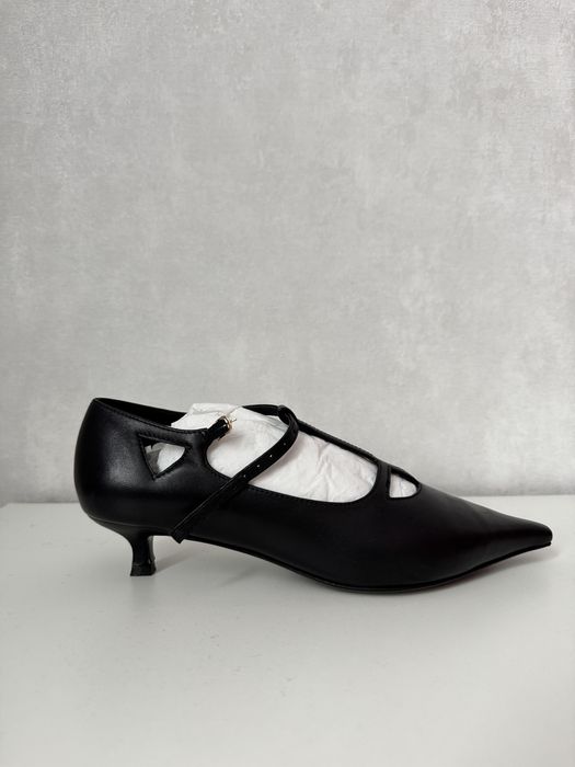 Новые туфли 36 размера  the Row