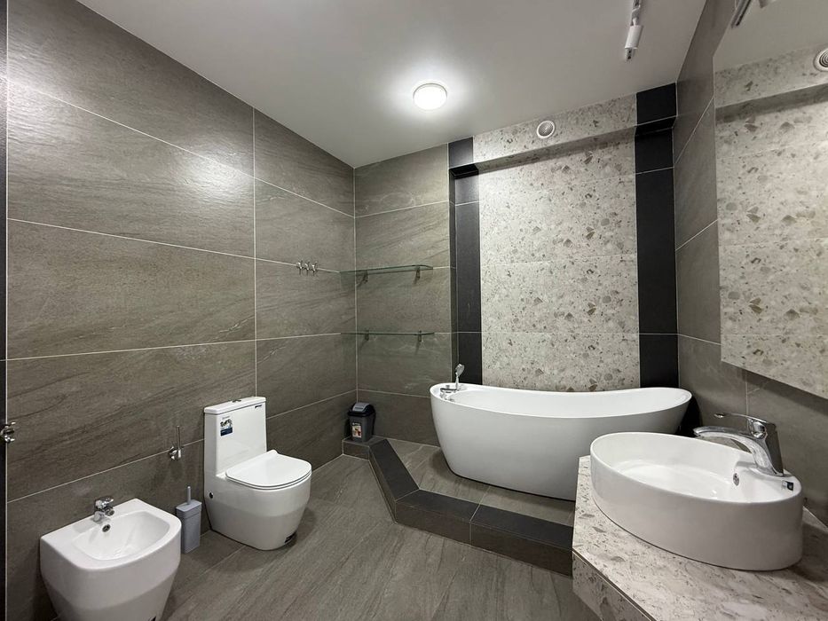 Квартира Ц-2 Габус 4/5/8 178 кв.м