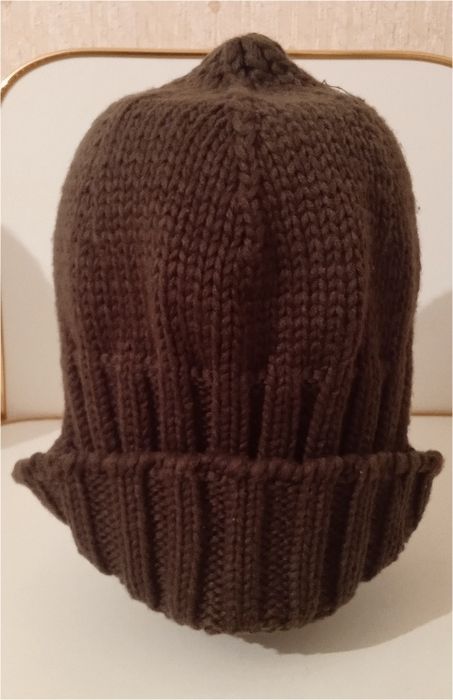 Продам теплые шапки