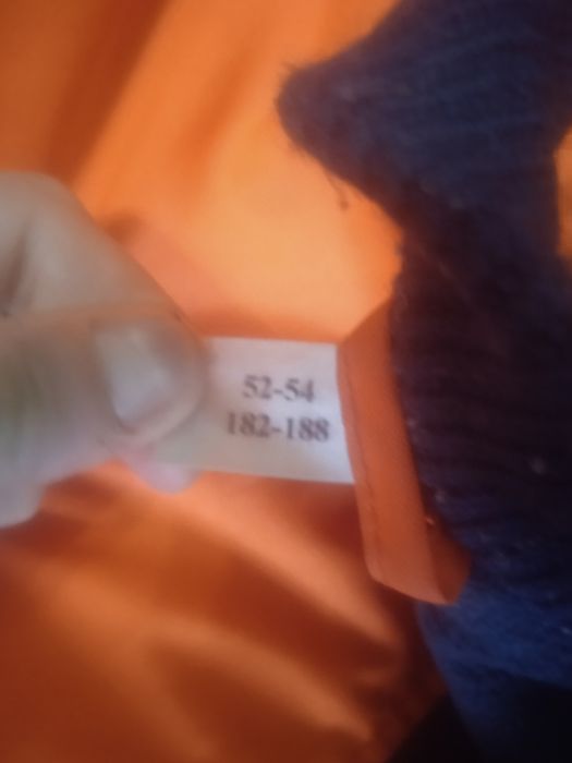 Продам спецовку. Новая размер 52-54