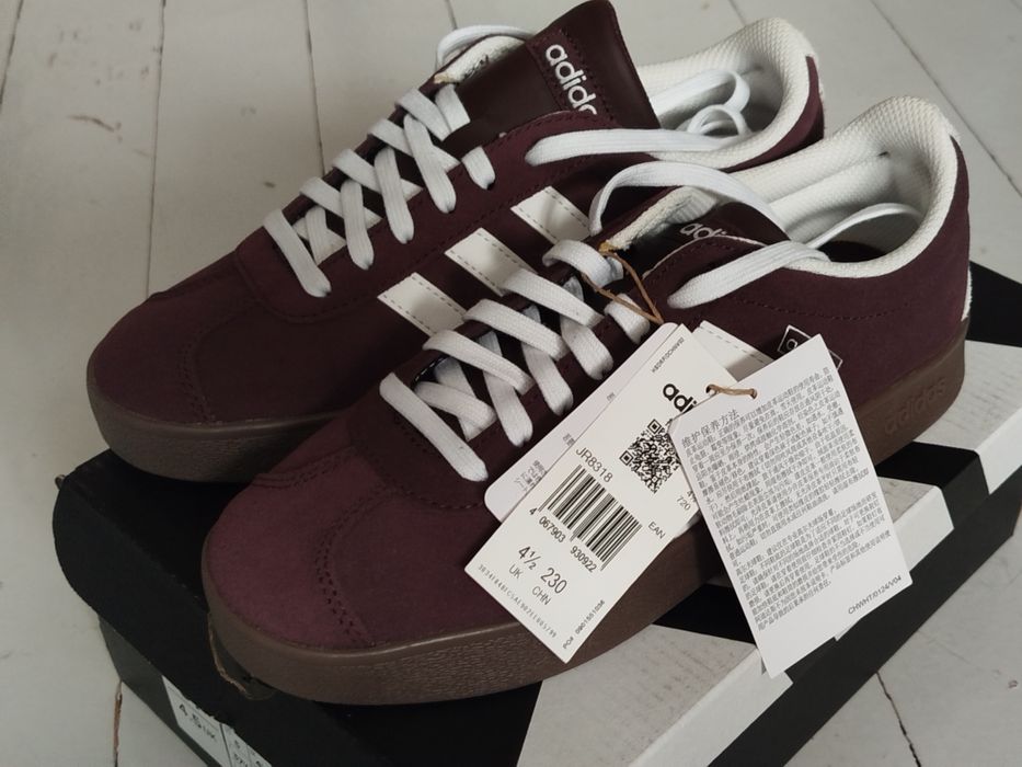 Оригинальные кроссовки Adidas