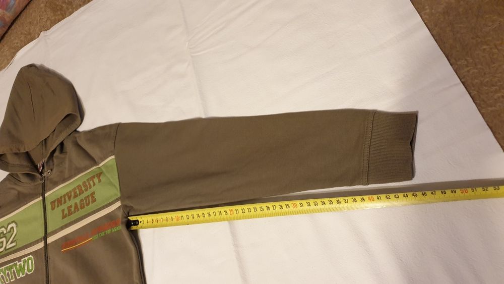 Детски спортен екип