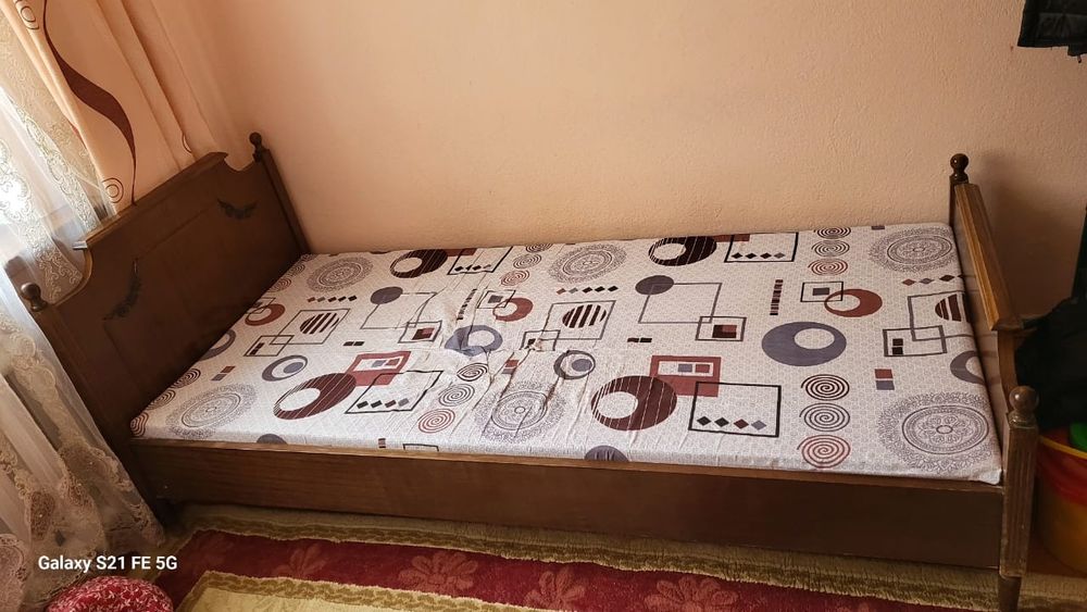 Кровати 2 штуки в нормальном состоянии