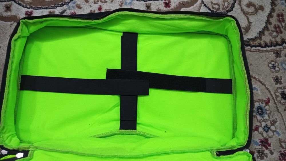 Продам сумку-чехол для DJ контроллера