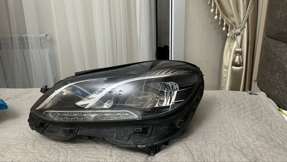 Продам фары w212.