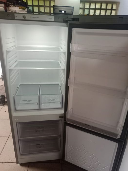 Продам холодильник