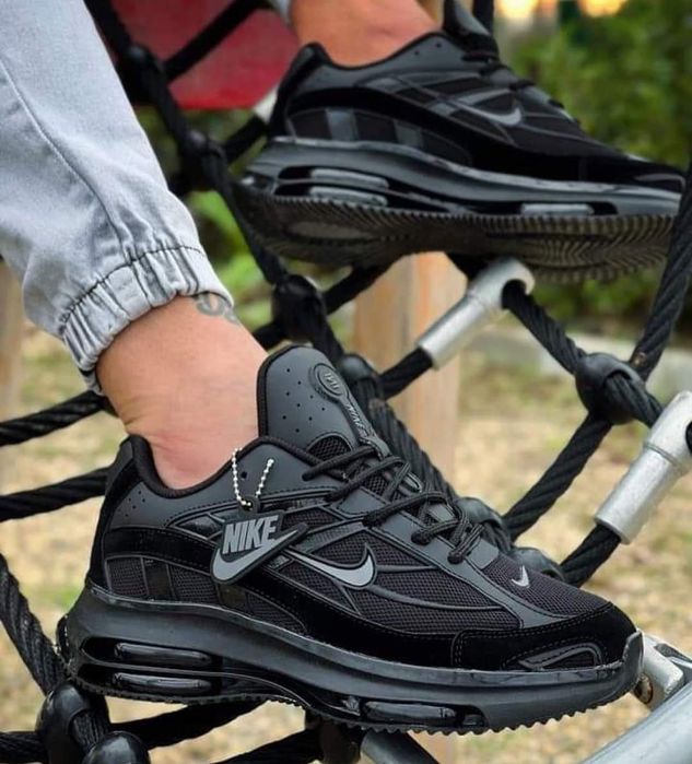 Маратонки Valentino/Burberry/Nike