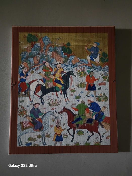 Srochna Miyaxki Divan kamplekt sotiladi