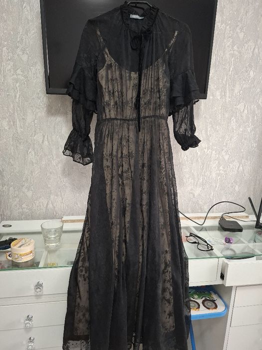 Платья в идеальном состоянии