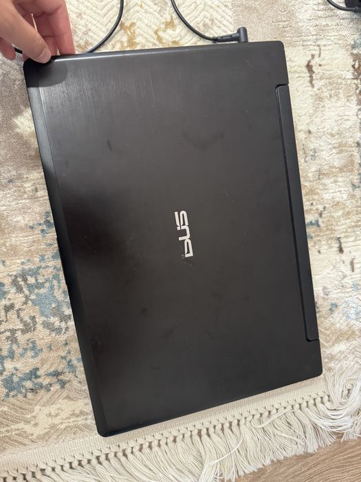 Продается Ноутбук Asus