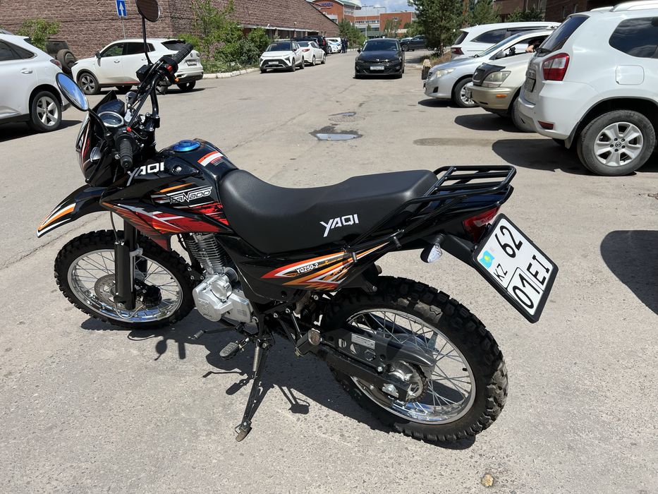 Продам мотоцикл эндуро Yaqi 250-2
