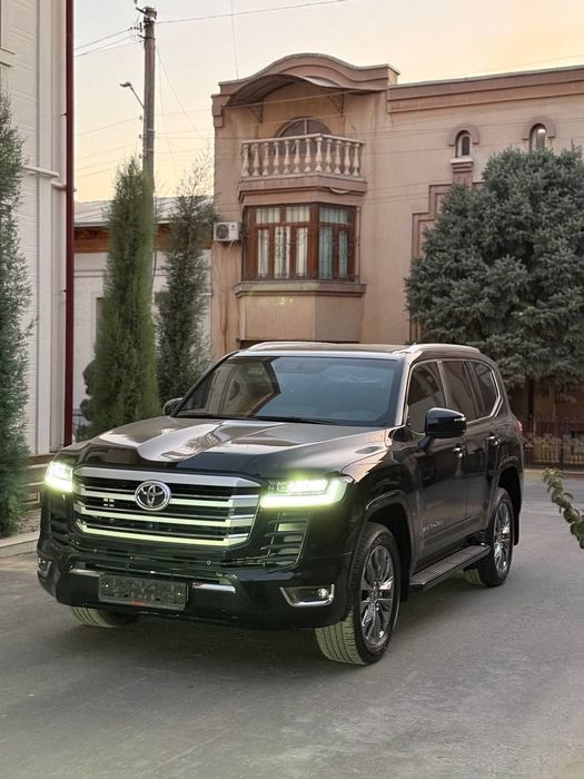 TOYOTA LAND CRUISER 300 Аренда. с. выккп