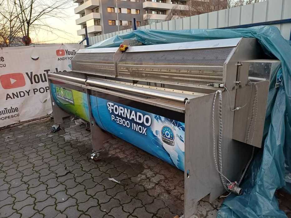 Aparat spalat covoare TORNADO P-3300 inox / NOU