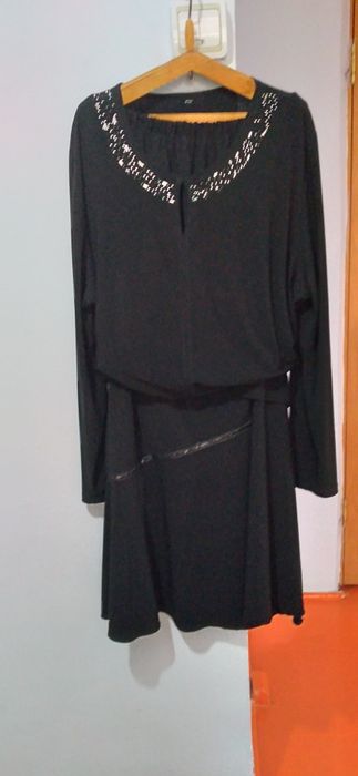 Продам платья,  в отличном состоянии