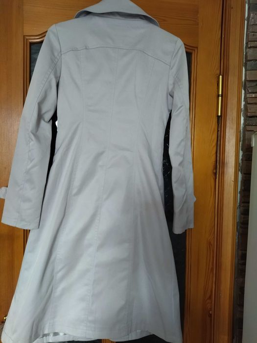 Плащ-тренч новый