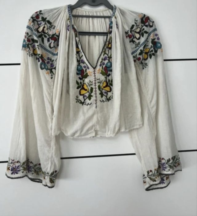Ie costum popular