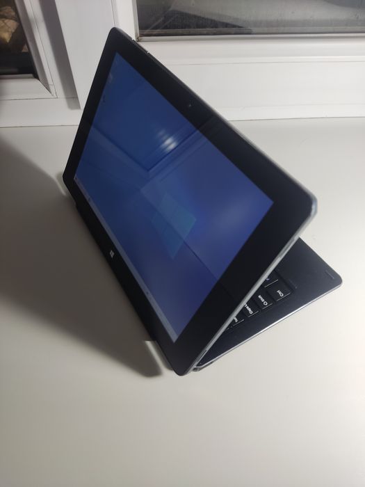Планшет-ноутбук 2в1