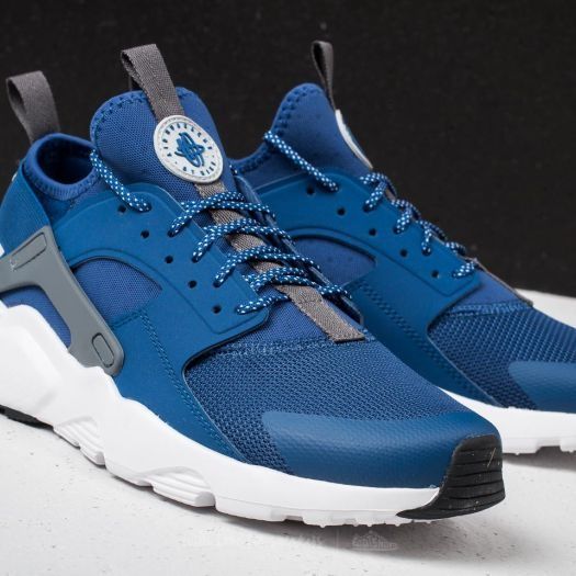 Nike air huarache run ultra