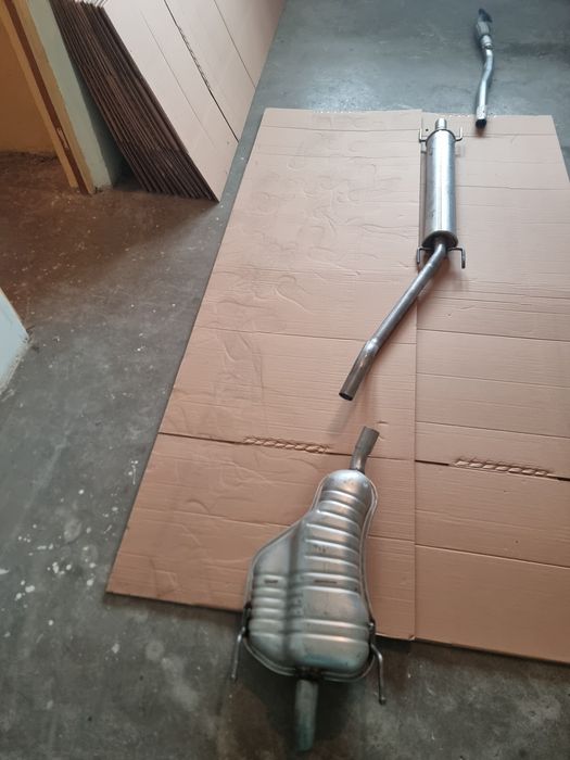 Toba finala intermediara saxofon Opel Astra H 1.4 1.6