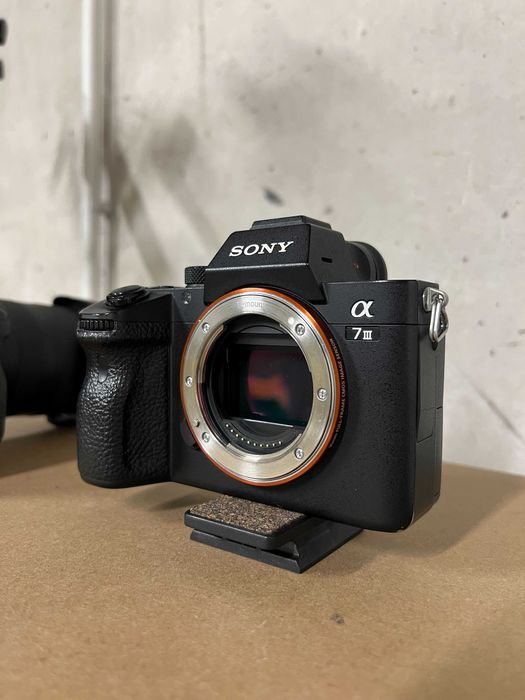 Фотоапарат Sony A7 III - като нов