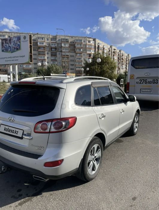 Hyundai Santa Fe 2011