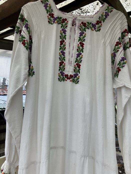 2 Ii autentice traditionale romaneasti