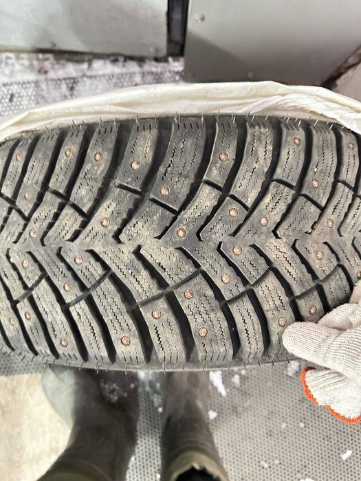 Шины резина 215/55/17