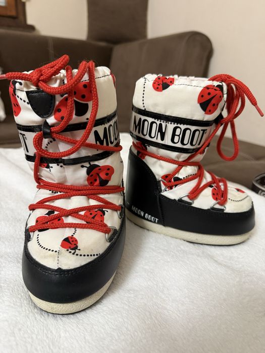 Детски обувки MOON BOOT 21-24 номер