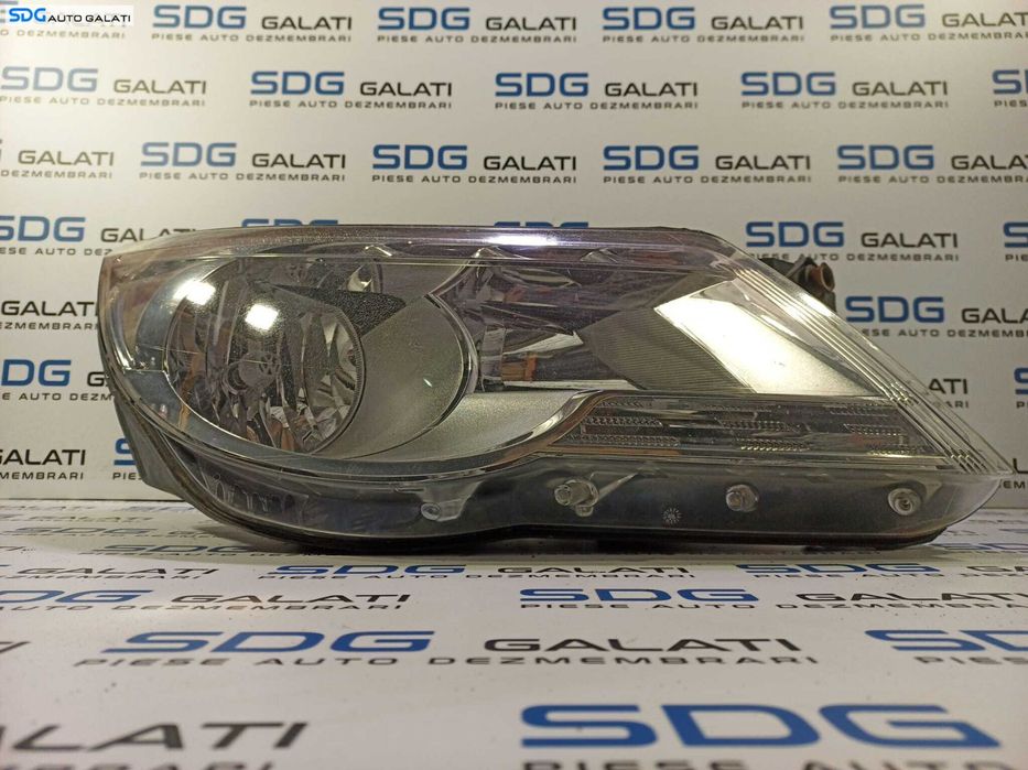 Far Dreapta FARA Xenon Volkswagen Tiguan 2008 - 2011 Cod 5N2941032G [L1575]