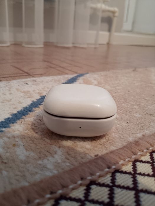 Samsung Galaxy buds 2