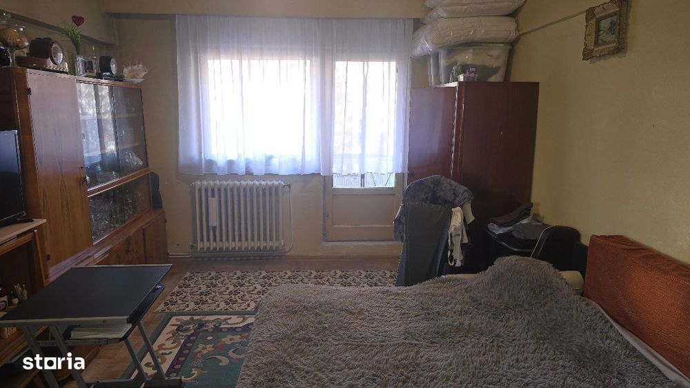 Vand apartament 3 camere decomandat Deva. Lido (Casa de Pensii) et. 2
