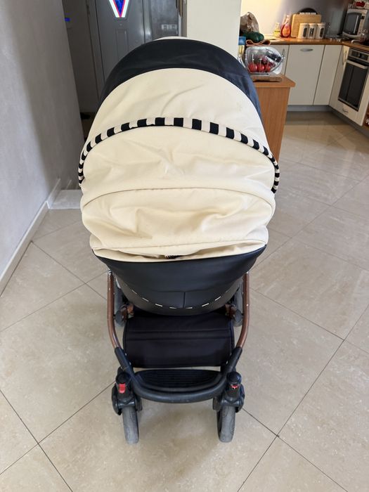 Бебешка количка мултифункционална