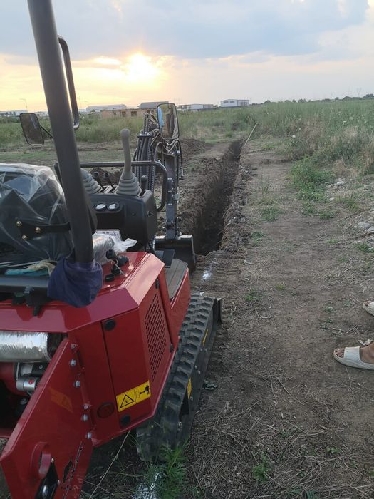 Vand mini excavator diesel in GARANTIE, cu platforma pt transport