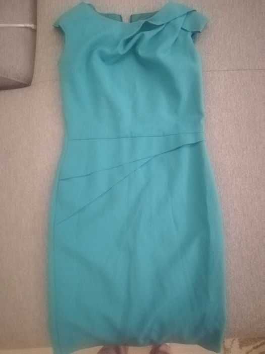 Елегантни роклии