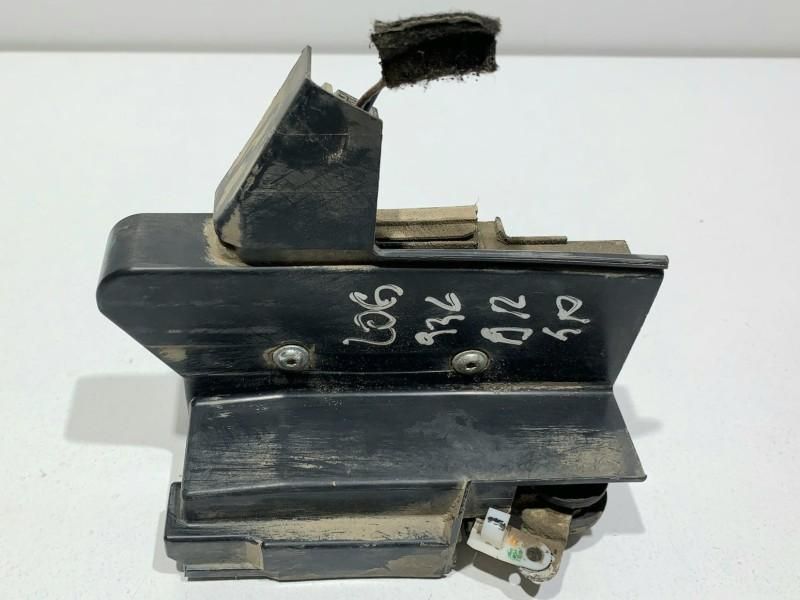Broasca usa dreapta spate Dacia Logan 2 825022281R Berlina