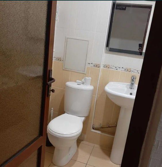 Срочно!Квартира на Кушбеги -Мечеть 5/7/9 общ пл 110м  балкон 2*6