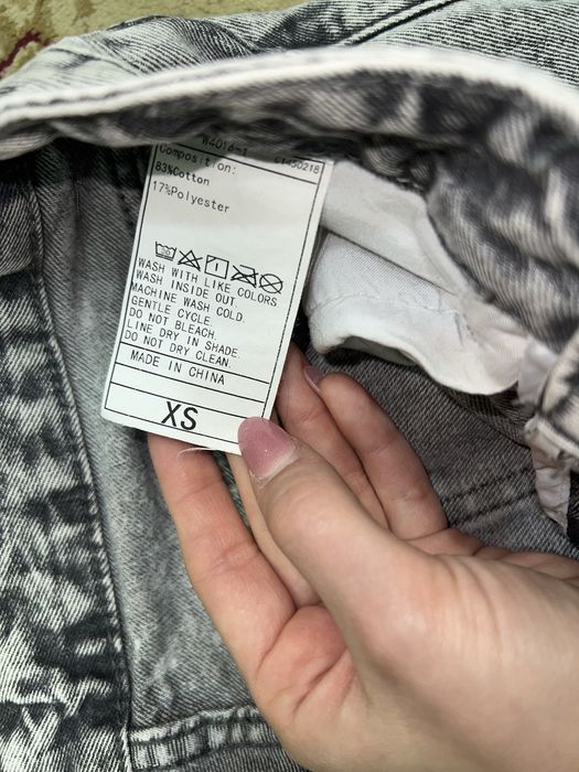 женские голубые и серые джинсы selfie