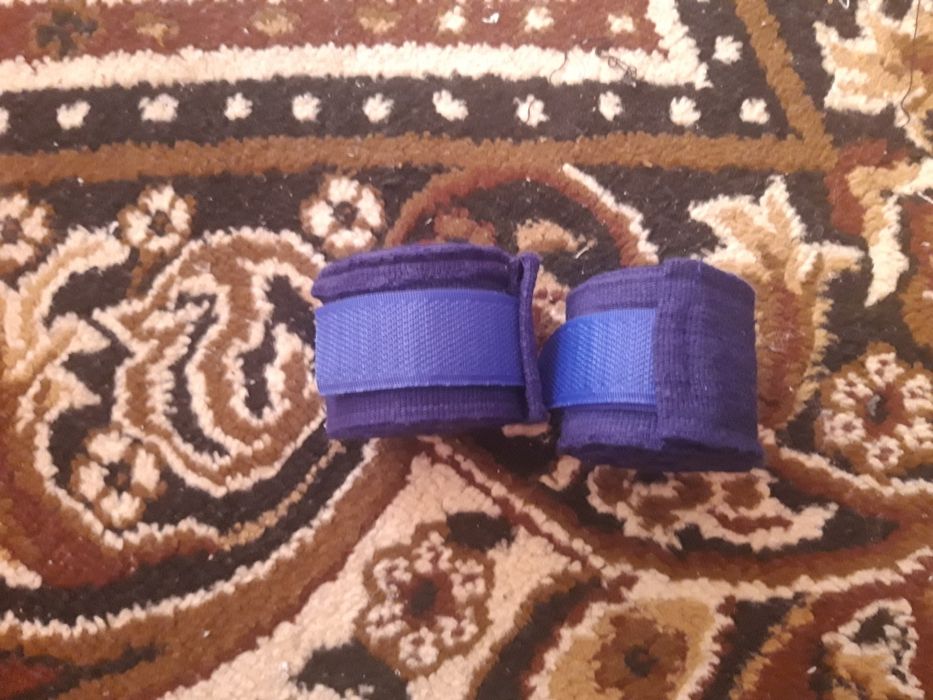 Yaxshi holatdagi boks bint 3 metr