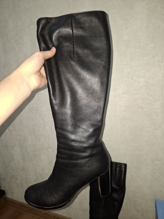 Кожаные сапоги новые