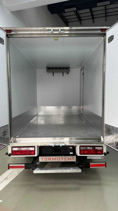 Izotermik furgon JAC X 200    Refrijerator