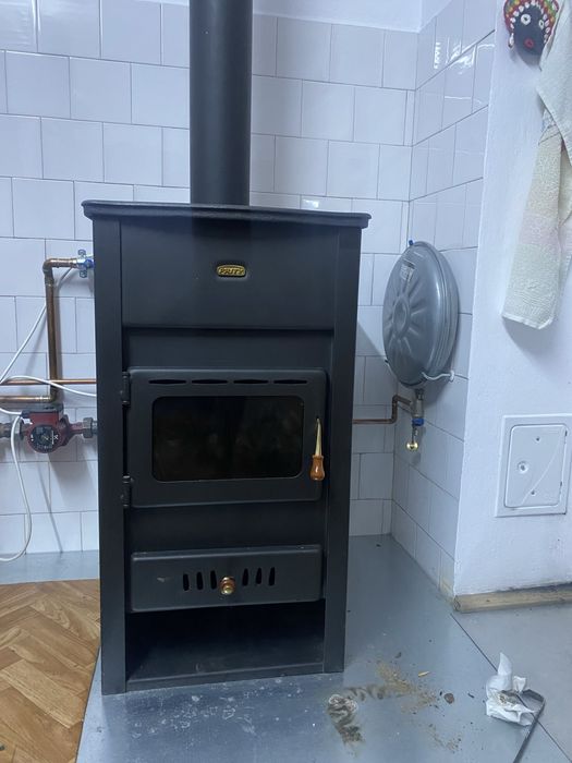 Termosemineu centrala  nou nefolosit