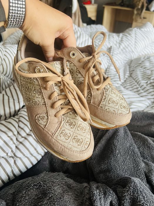 Дамски обувки Guess