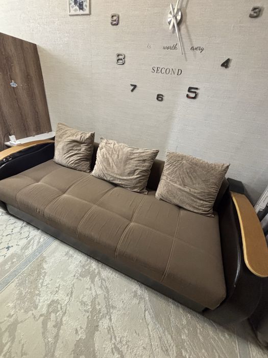 Продам двухместный диван