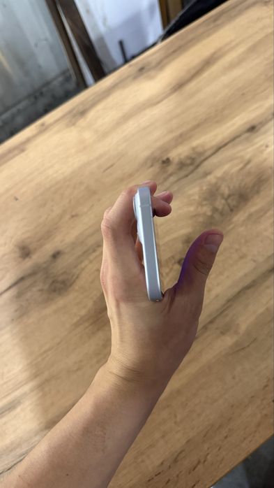 iPhone 15 128 gb