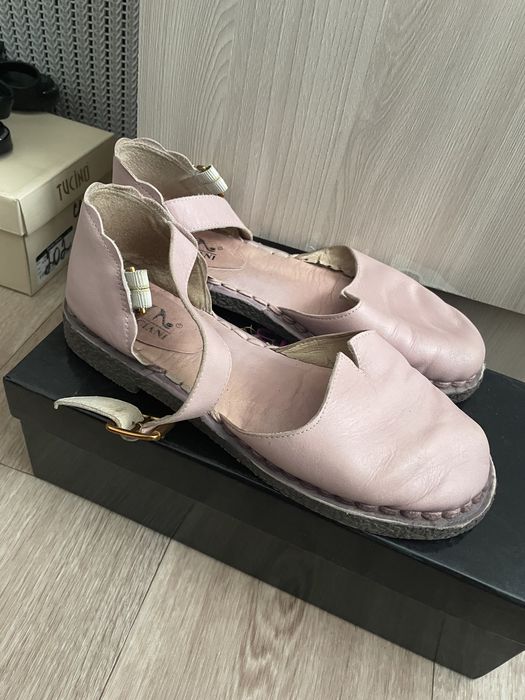 Летняя обувь все сандали по 4000!