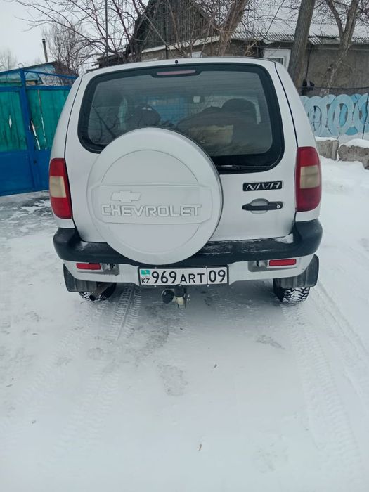 Продам Ниву с прицепом