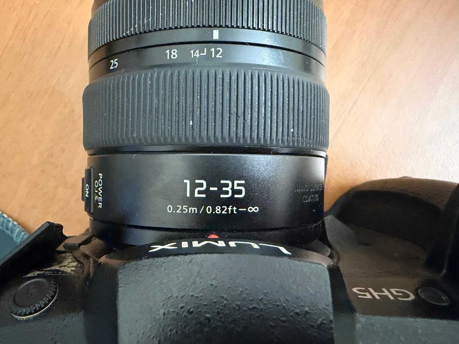 Lumix gh5 kit 12-35mm f/2.8