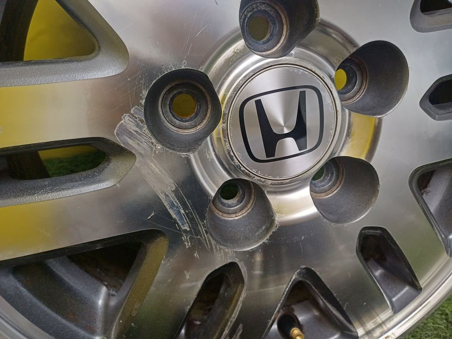 Диски R15 5x114.3 на Honda.